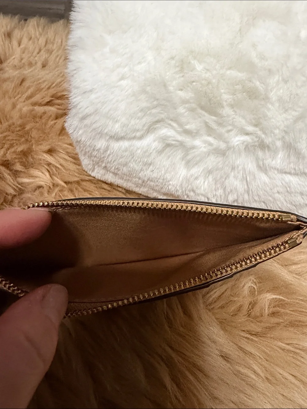 TORY BURCH PEBBLED LEATHER ZIP POUCH TAN NWOT